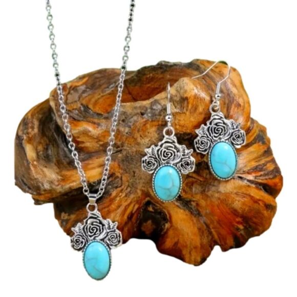 Vintage Round Ancient Silver Charm Geometric Pattern necklace set - Picture 1 of 11